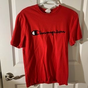 red short sleeve tee